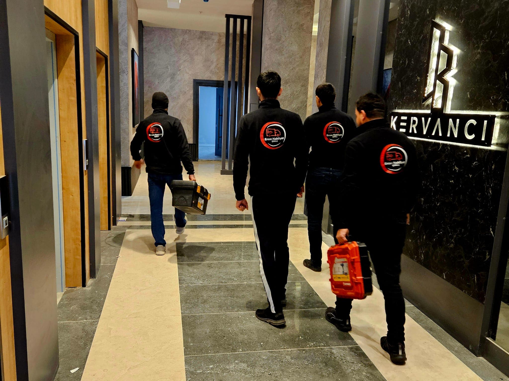 Ercan Nakliyat profesyonel ekibi